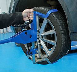 Detect suspension wear faster with Laser Tools’ new Suspension Play Tester!