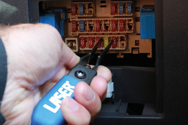 Laser Tools 8269 Scarab Relay And Fuse Plier