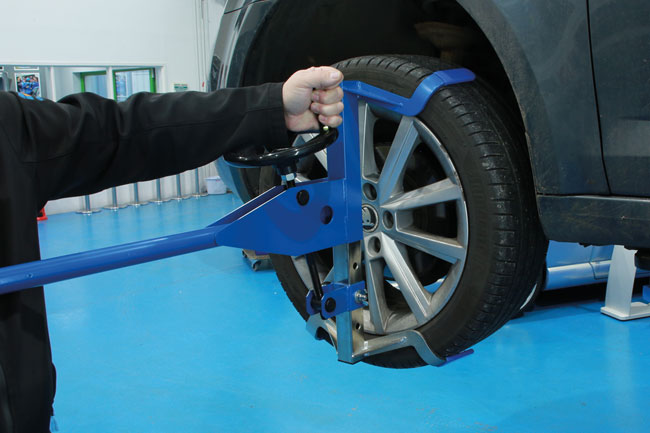 Laser Tools 9174 Suspension Play Tester